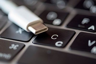 USB-C Laptop Charger for Sales.409596575750574083