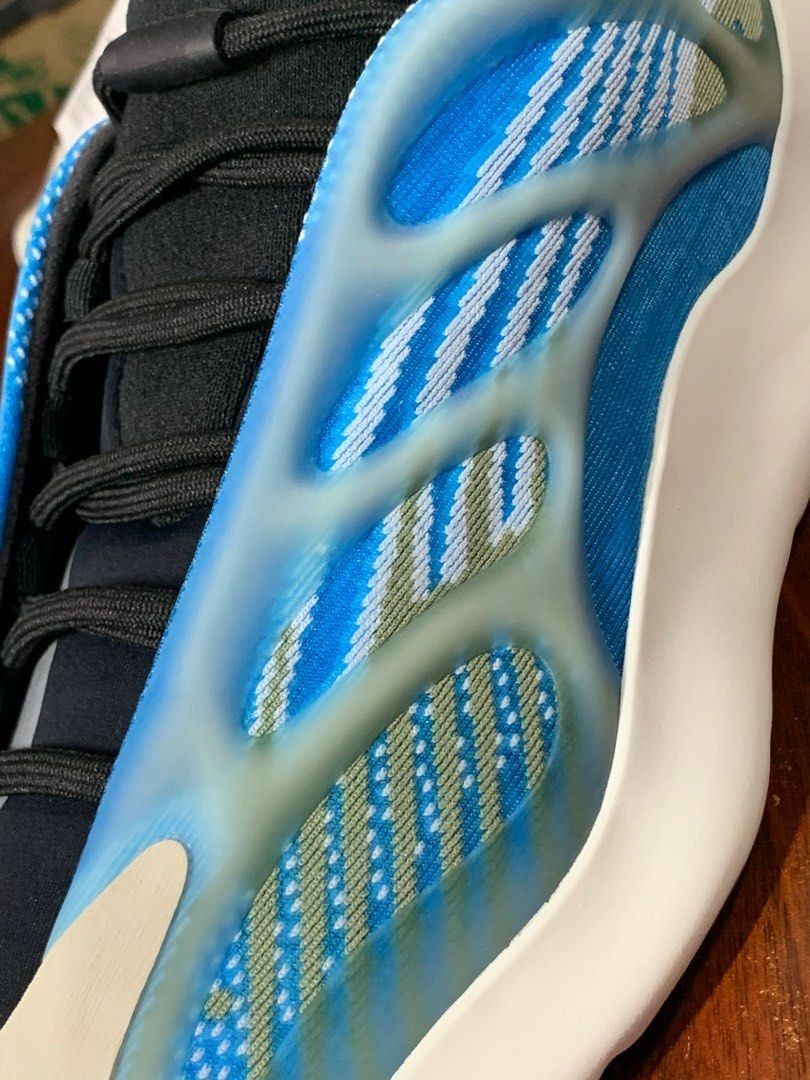 Yeezy 700 V3 "Arzareth" - G54850 (Category: Sneakers) located in Quezon City. Submitted by ncoga (Listing ID 1427917155, Image 3). Description: ✅ 10.5 US ✅ without Box ✅ canada release.