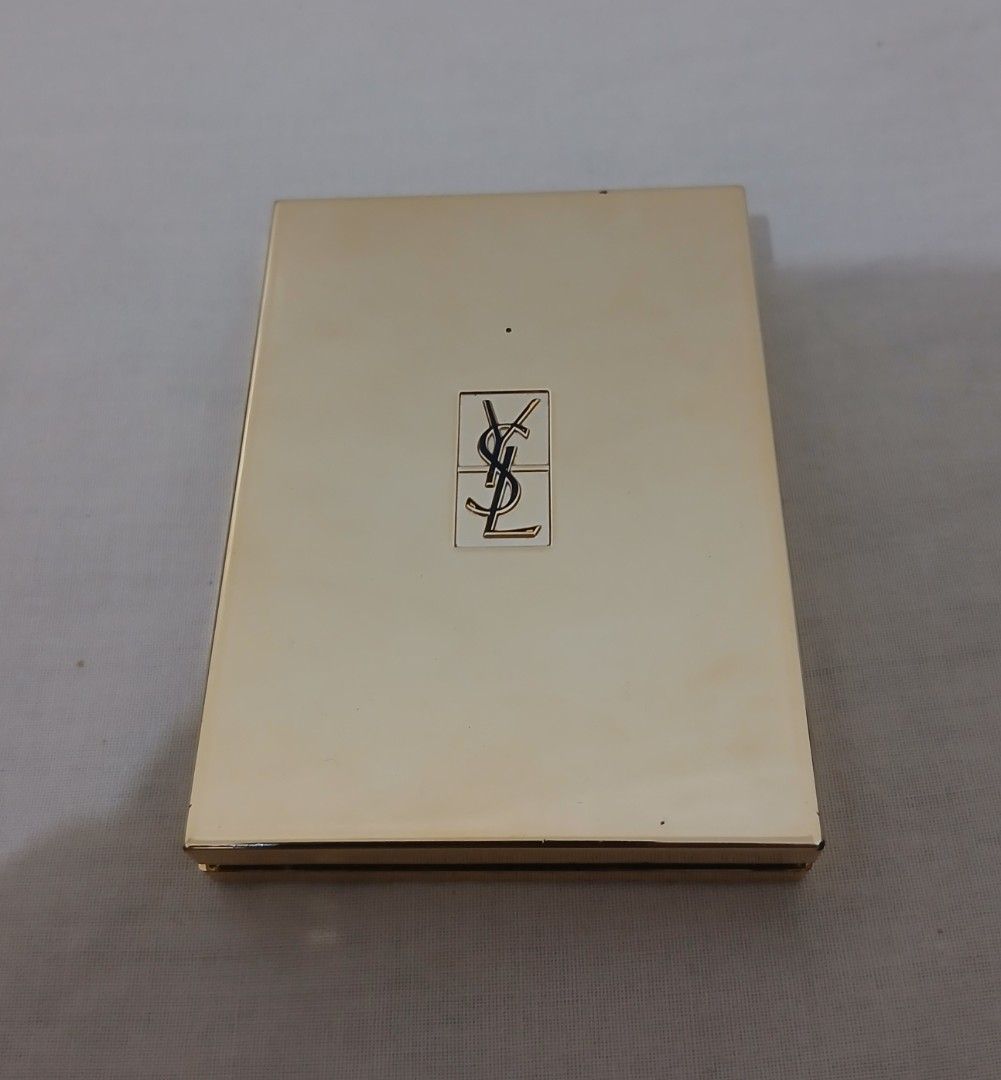 YSL Couture Brow Palette 2 (Category: Makeup) located in Alaminos. Submitted by sachiKaSan (Listing ID 1427862226, Image 1). Description: Ysl Eye Shadow Once lang nagamit Authentic Like New pa.