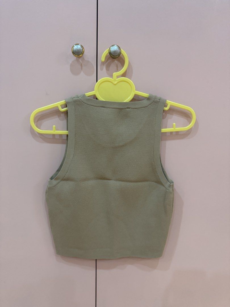 Zara Nude Sleeveless Top (S) (Category: Sleeveless) located in Bacolod City. Submitted by kimsob (Listing ID 1427846492, Image 2). Description: MOD: ~P80 (Ships from Bacolod via J&T).