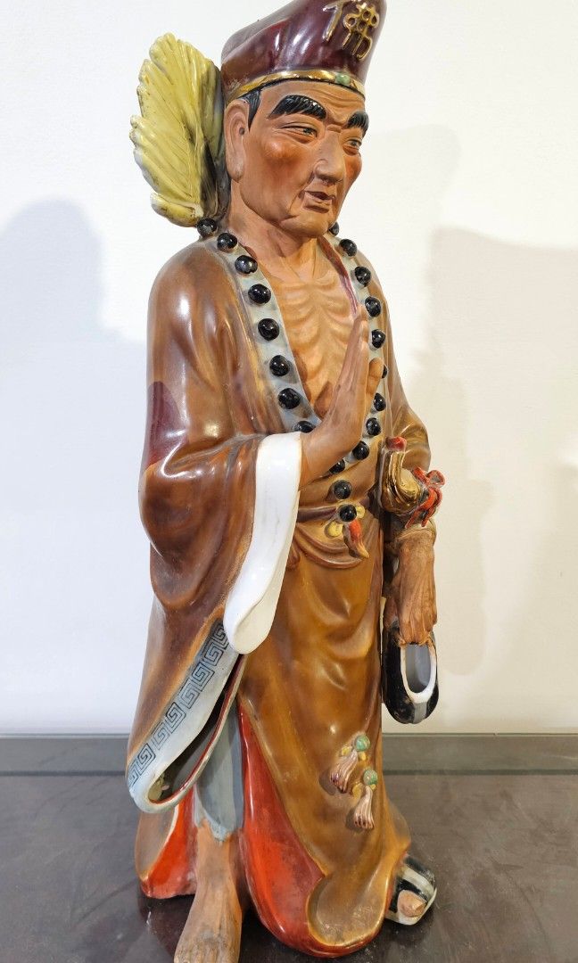 24" Chinese Buddhist Crazy Monk Ji Gong Ceramic Statue (Category: Religious Items) located in Quezon City. Submitted by charliebrown_olx (Listing ID 1428048049, Image 2). Description: ▪︎Set is with our family for more than 30 years. • Sold As Is Where Is, WYSIWYG • Can be inspected at Obudan St Brgy Manresa QC • Shipping c/o buyer. Thanks for looking! (Zen, Buddhist)..