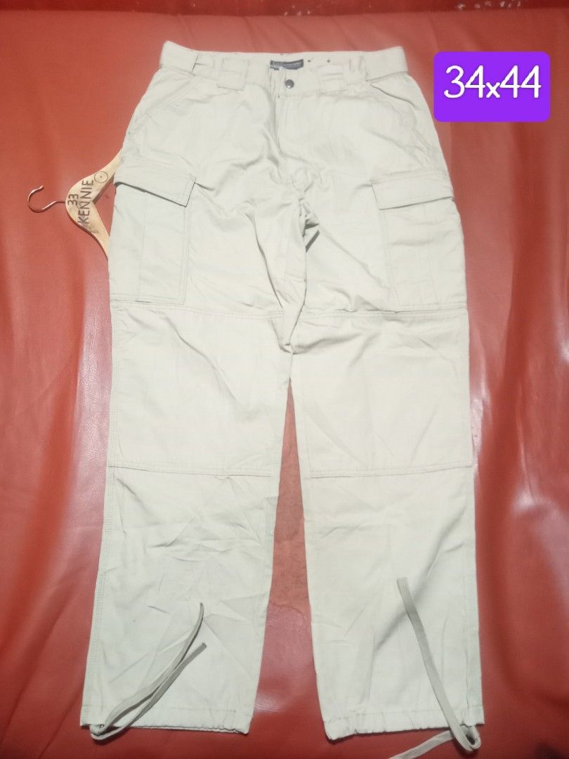 5.11 Tactical Series Cargo Pants 34x44 (Category: Jeans) located in Sagay. Submitted by kennie_3377 (Listing ID 1427943918, Image 1). Description: in excellent condition.
