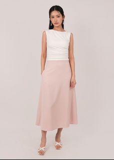(Category: ) located in . Submitted by clothesaffairs (Listing ID 1428055606, Image 1). Description: .