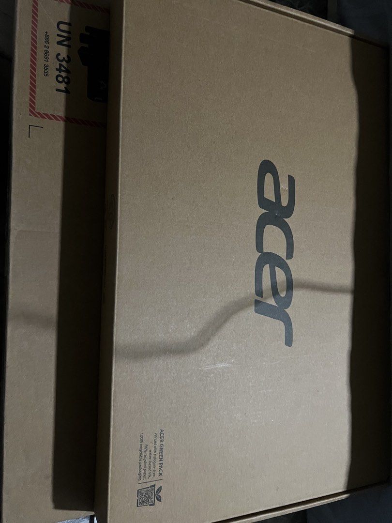 Acer Aspire 3 A315-55G Laptop (Category: Laptops & Notebooks) located in Quezon City. Submitted by flintair (Listing ID 1428093645, Image 3). Description: Acer Aspire 3 laptop with Intel Core i5 processor and NVIDIA graphics. It has a 1080p display and features a narrow bezel design. The laptop comes with its original box, charger, and setup guide. Model number is A315-55G-55G. It has a precision touchpad and an HDMI port. Serius buyer only ; 095