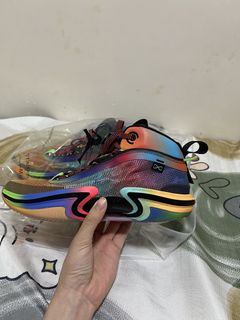 （分類：）位於 。 由 codysneaker 提交（商品編號 1428033155，圖片 1）。簡介： 。