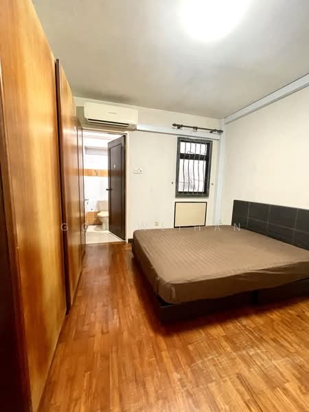 (Category: ) located in . Submitted by han.realtor.singapore (Listing ID 1427964685, Image 1). Description: .