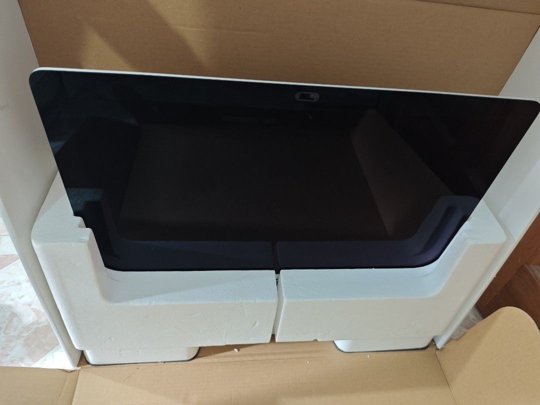 Apple iMac - Brand New in Box413276244919592962