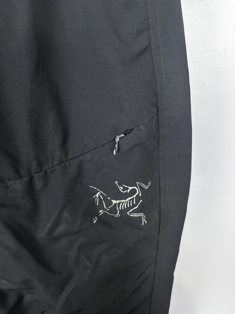 ARCTERYX PANTS (Category: Activewear) located in Mabalacat. Submitted by doughnutthrift (Listing ID 1428004550, Image 3). Description: ARCTERYX PANTS Excellent condition W- 30-36” L- 41” Leg opening- 8” No issue.