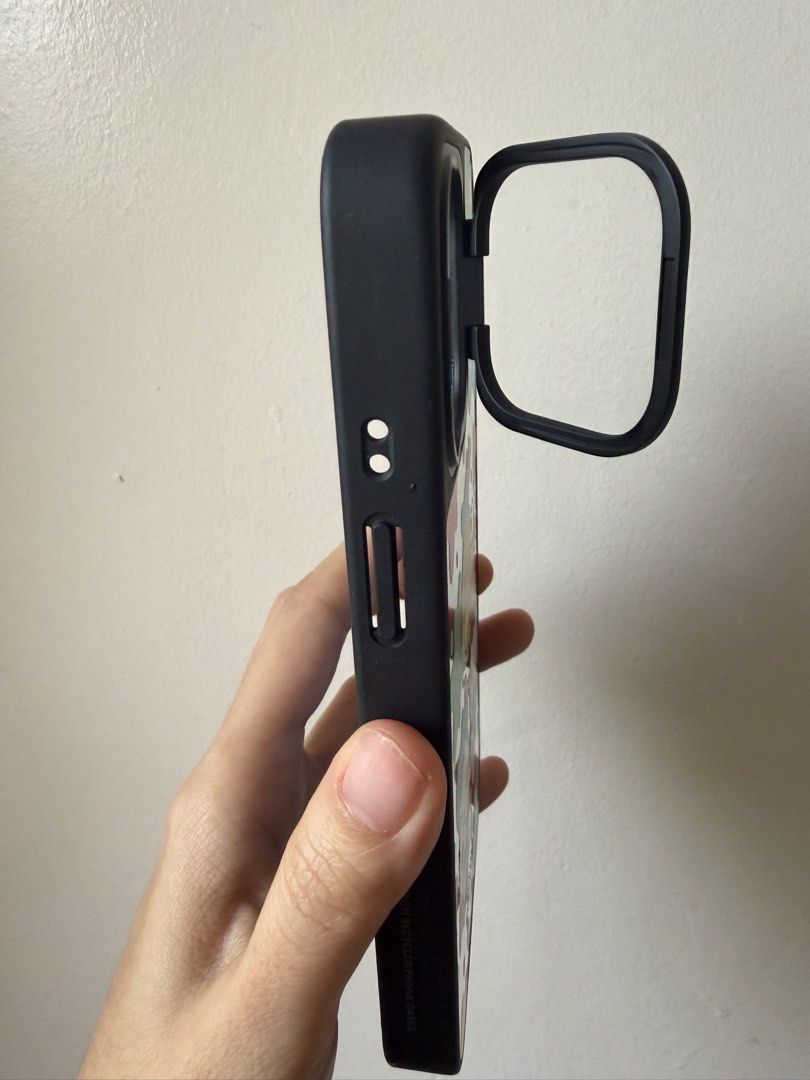 💯Authentic Casetify Impact Ring Stand Mirror Case iphone 16 promax (Category: Cases & Sleeves) located in Cebu City. Submitted by kawaiiparty (Listing ID 1428002116, Image 3). Description: 💯Authentic Casetify Mirror Ringstand Case Japan bought New but no box Never been used but has been stored Magsafe, 5k original casetify price RFS: i love this design esp because of the built in stand but when i bought it, i did not proceed with buying a 16 pr