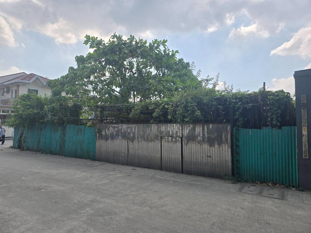 (Category: ) located in . Submitted by migranca (Listing ID 1215985512, Image 1). Description: .