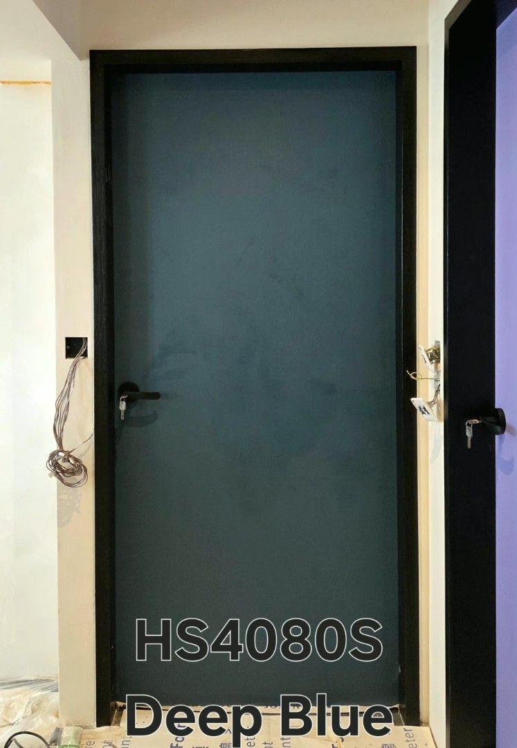 Bedroom door for sales! Premium high-pressure laminate solid core bedroom door for HDB, BTO, condominiums, landed properties and resale flats starting from $250.
