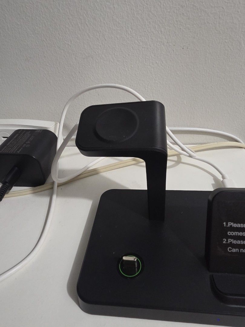 Black 3-in-1 Charging Station (Category: Chargers) located in Quezon City. Submitted by kentmaguid20 (Listing ID 1428084257, Image 2). Description: Charging station na mas mabilis pa kesa sa wireless charging, can charge anything not just phone basta type c. meron din wireless charing for android watches. rfs: decluttering negotiable.