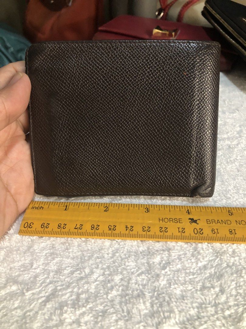 Bulgari mens wallet brown (Category: Luxury Bags & Wallets) located in Pasig City. Submitted by maricrism68145 (Listing ID 1427951937, Image 3). Description: preloved from Japam.