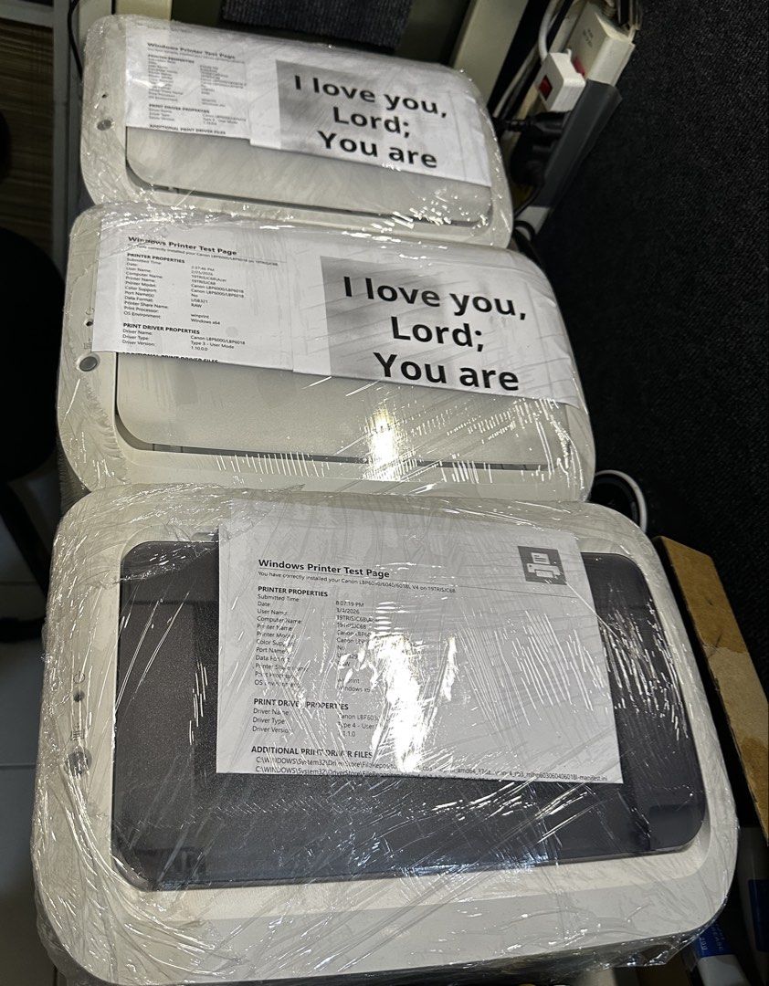 Canon Printer lbp6030/6000 (Category: Printers, Scanners & Copiers) located in Makati City. Submitted by jtechs (Listing ID 1428073382, Image 1). Description: sale canon lbp6030 and lbp6000 like new with usb cord power cord toner cartridge.