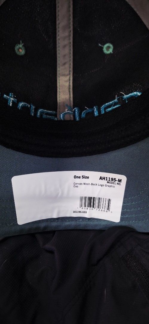 Carhartt AH1195-M Cap (Category: Caps & Hats) located in Manila. Submitted by bee.geema (Listing ID 1427963966, Image 3). Description: BN CARHARTT net cap.