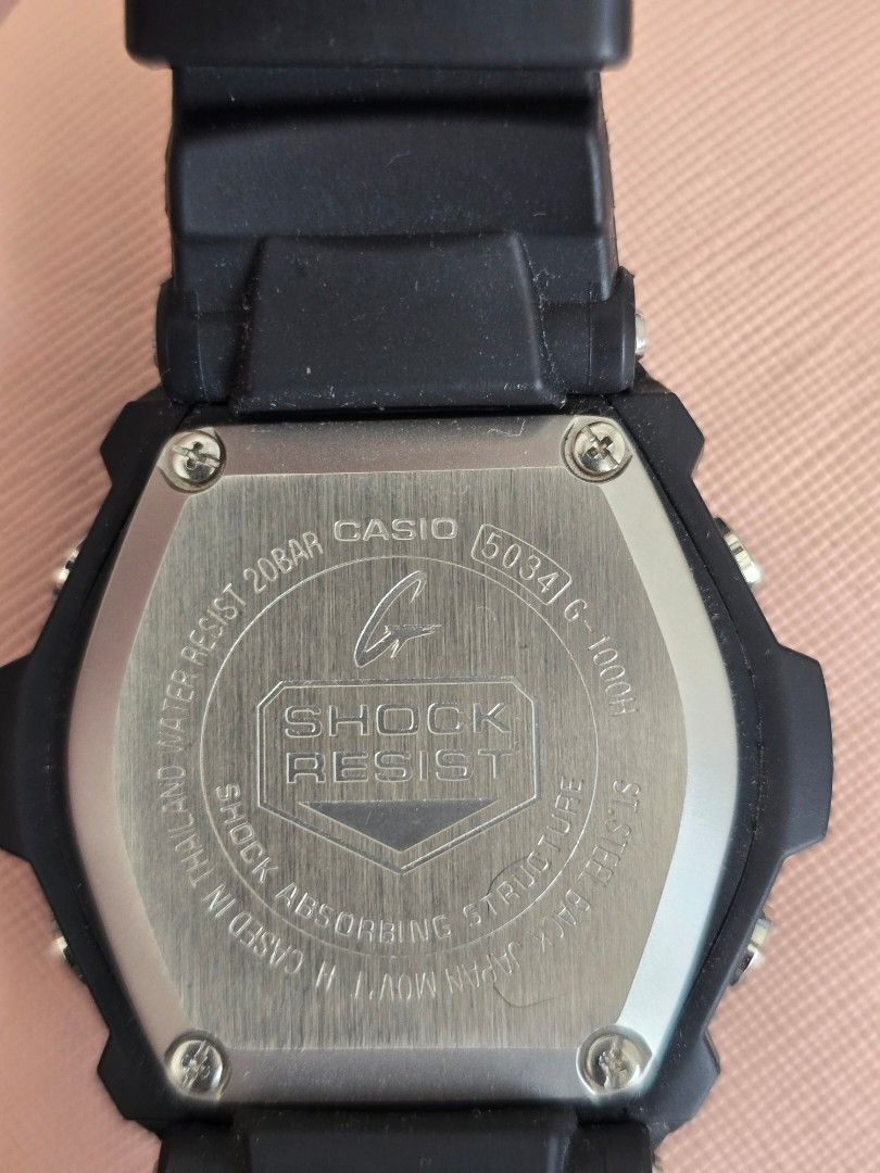 Casio G-Shock WR20BAR Watch (Category: Men's Watches) located in Dasmarinas. Submitted by ildnumde (Listing ID 1428004102, Image 3). Description: Rare casio gshock chronograph.