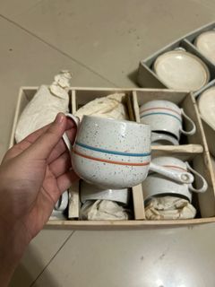 (Category: ) located in . Submitted by c.is.decluttering (Listing ID 1427944262, Image 1). Description: .