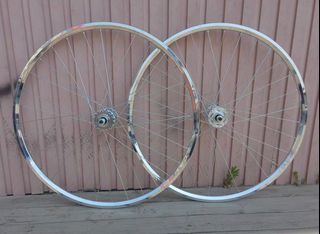 (Category: ) located in . Submitted by partsg (Listing ID 1427993787, Image 1). Description: .