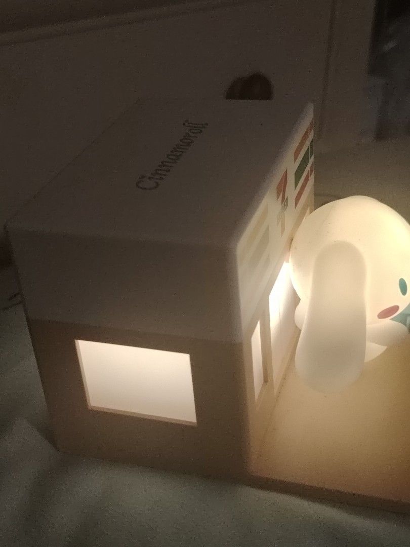 CINNAMOROLL 7 ELEVEN PHONE STAND WITH NIGHT LIGHT (Category: Character Goods) located in Rizal. Submitted by leicajnava05355 (Listing ID 1428093379, Image 3). Description: CINNAMOROLL 711 PHONE STAND WITH NIGHT LIGHT / WITH BATTERY INCLUDED Already (limited edition) .