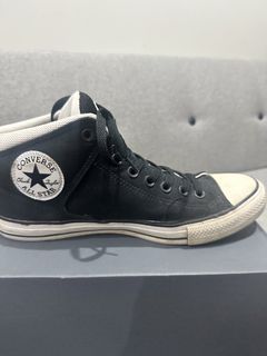 (Category: ) located in . Submitted by shoes.declutter. (Listing ID 1428056123, Image 1). Description: .