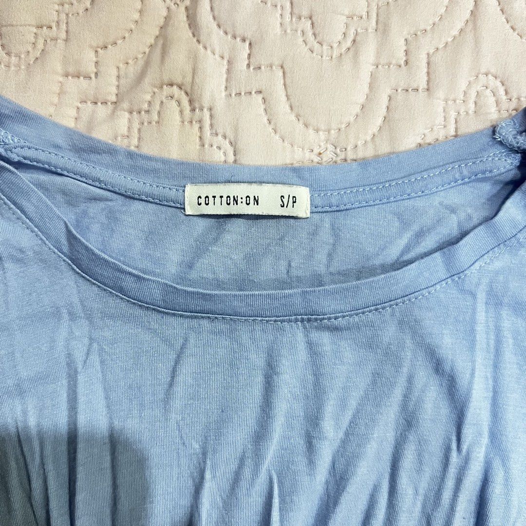 Cotton On Lace-Up Crop Top (Category: Others Tops) located in Quezon City. Submitted by lovedbymca (Listing ID 1428075476, Image 2). Description: .