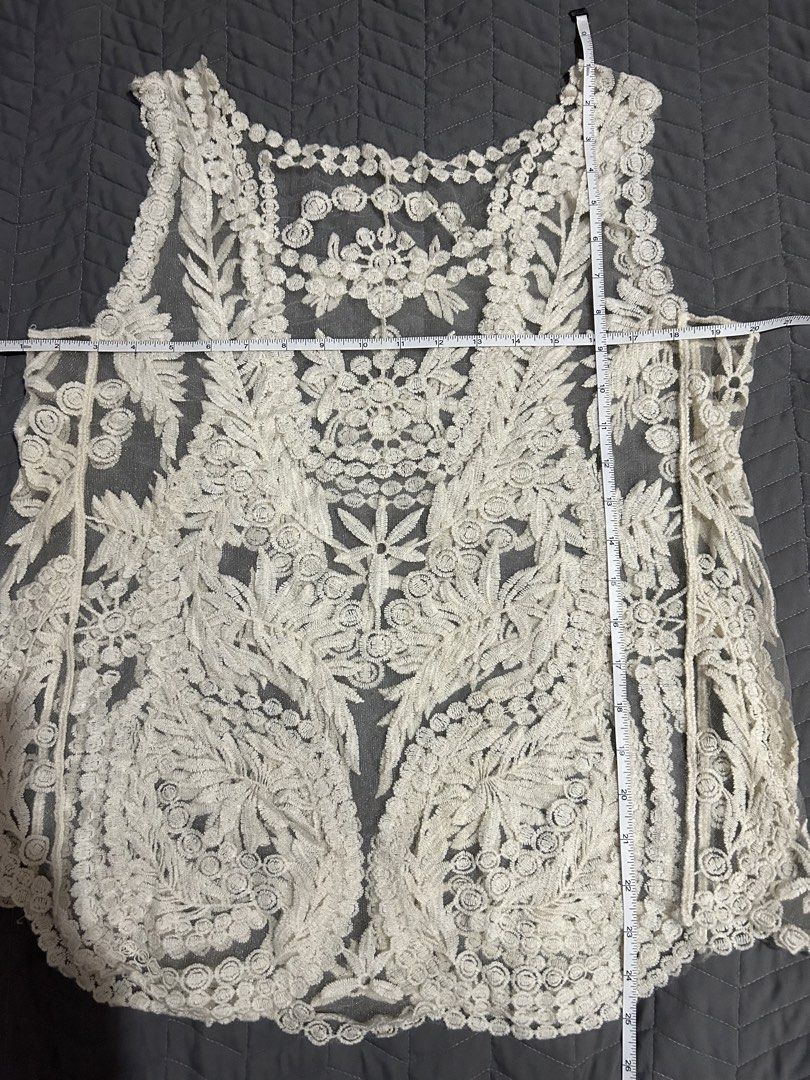 Cream Lace Top - Bikini cover-up (Category: Sleeveless) located in Cavite. Submitted by beeminees (Listing ID 1428068455, Image 2). Description: Can be use as bikini cover-up.