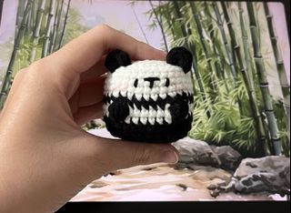 (Category: ) located in . Submitted by ytt_crochets (Listing ID 1428060249, Image 1). Description: .