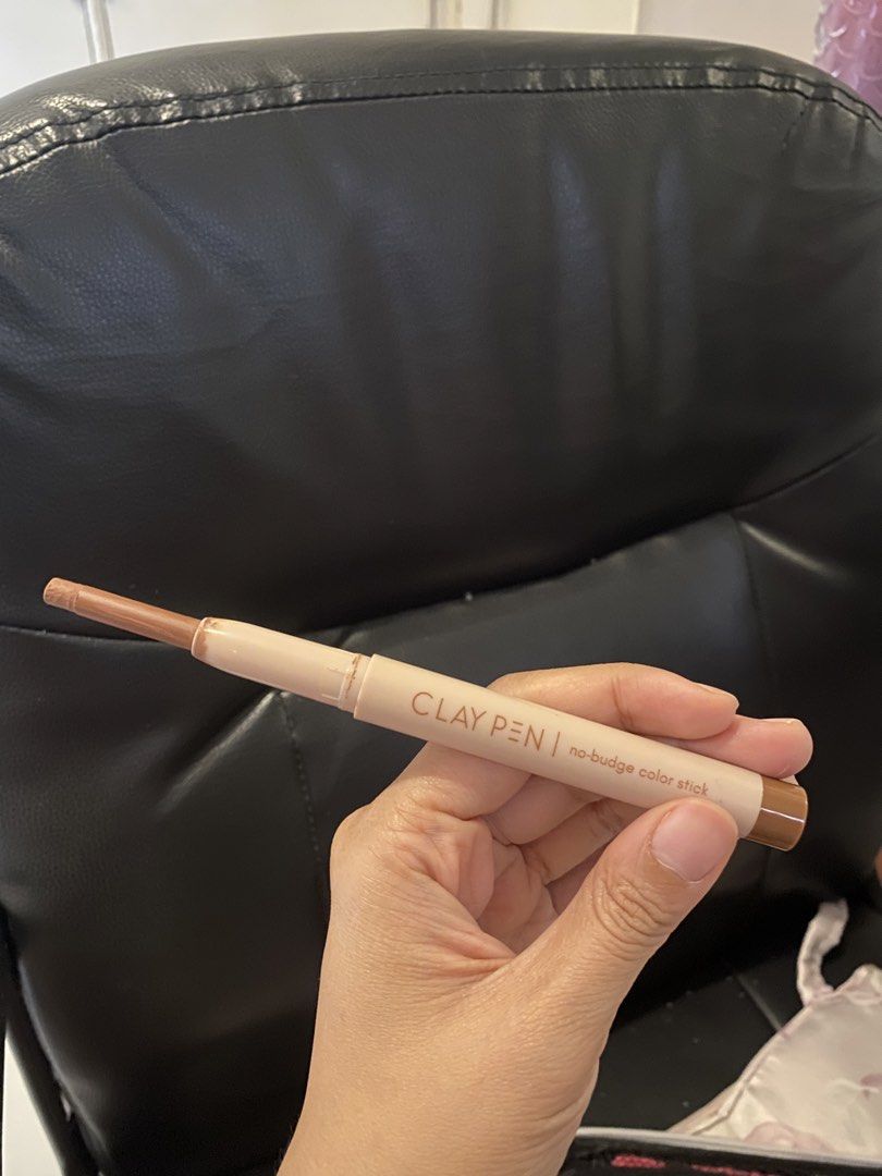 DETAIL Clay Pen - CLAY (Category: Makeup) located in Pasay City. Submitted by triexx (Listing ID 1427949493, Image 2). Description: .