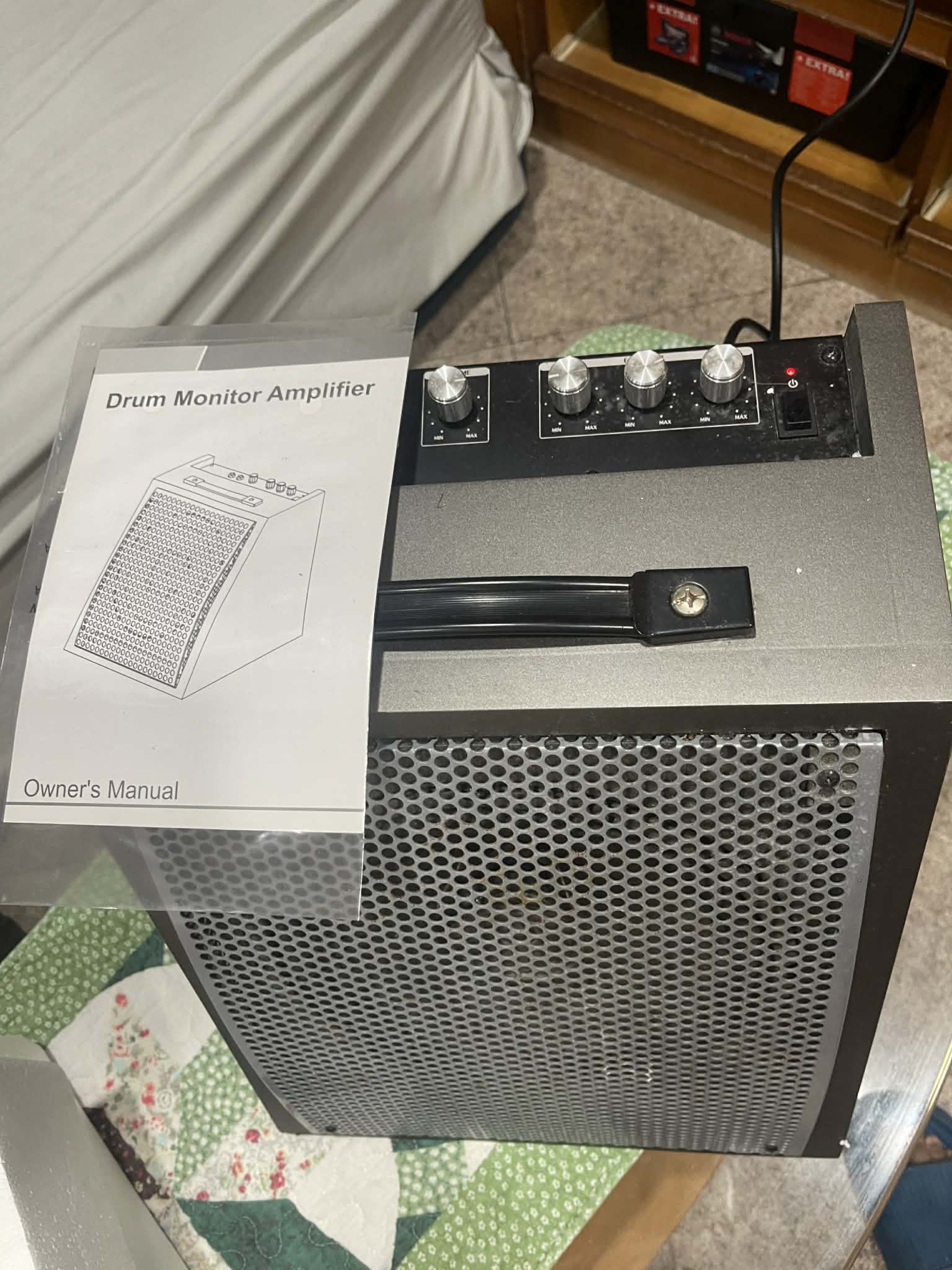 Drum amplifier/drums416988604935055361
