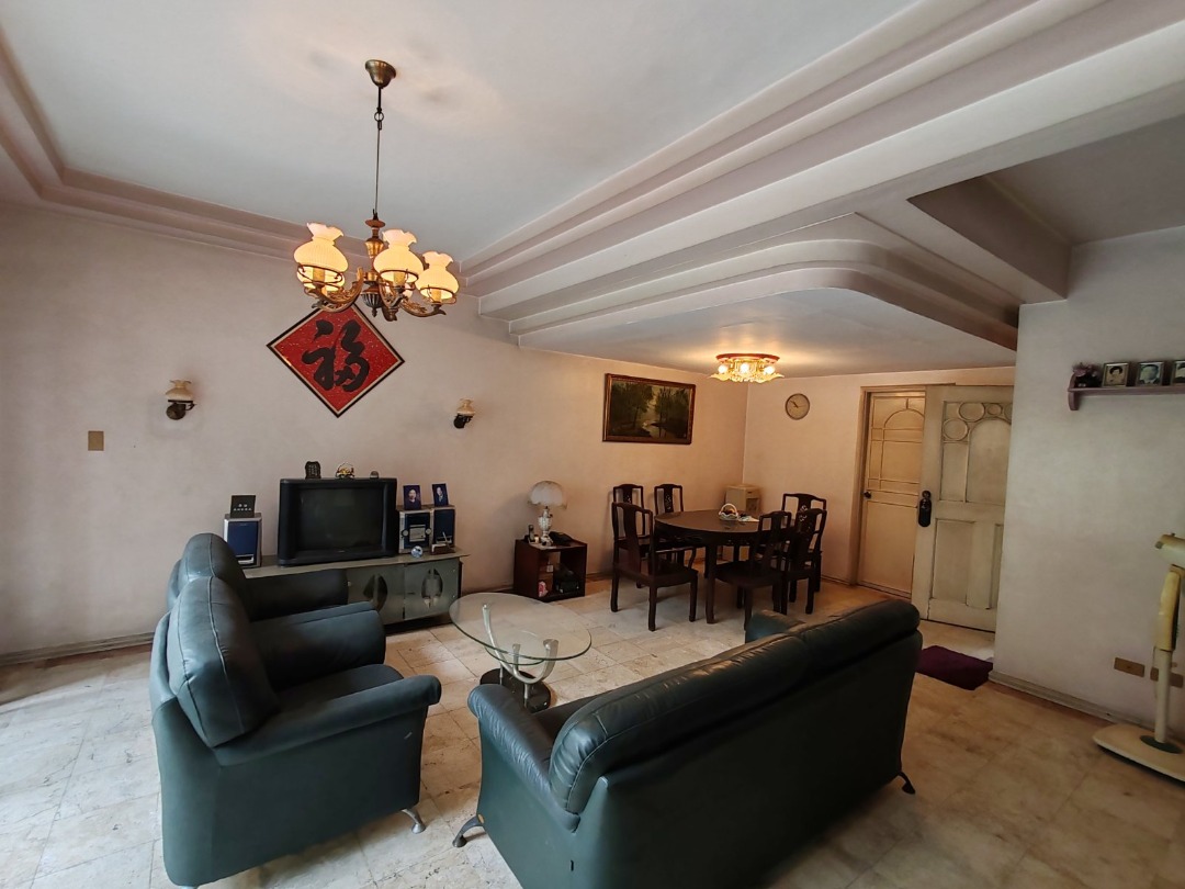(Category: ) located in . Submitted by Broker5608 (Listing ID 1427972234, Image 1). Description: .