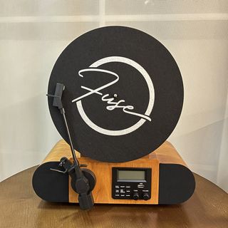 （分類：）位於 。 由 vandango 提交（商品編號 1428054577，圖片 1）。簡介： 。