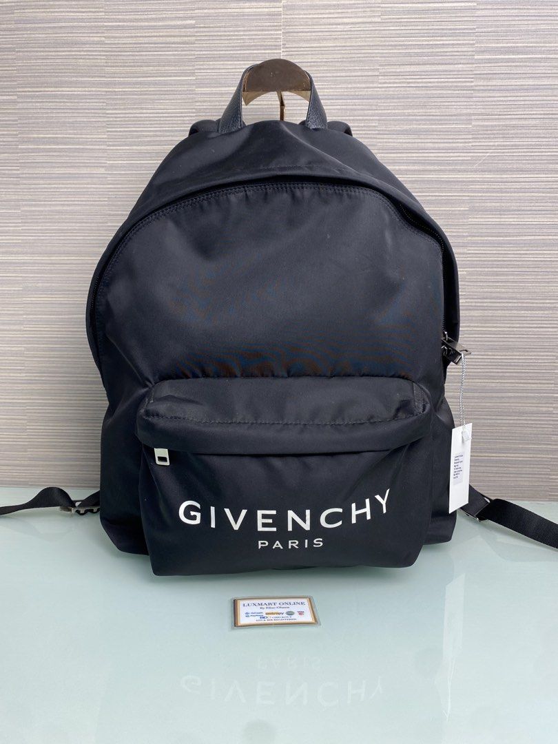 Givenchy Backpack Nylon (Category: Backpacks) located in Iloilo. Submitted by eliseohana (Listing ID 1428004943, Image 1). Description: .