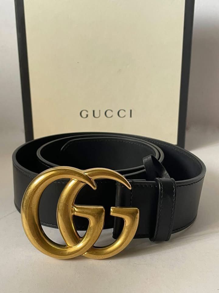 Gucci GG Marmont Leather Belt (Category: Luxury Accessories) located in Manila. Submitted by chloe_luxuries (Listing ID 1427977845, Image 1). Description: Guaranteed Original Gucci GG marmont Belt Still in very good condition Size 85/34 Comes with box Pm for those interested .