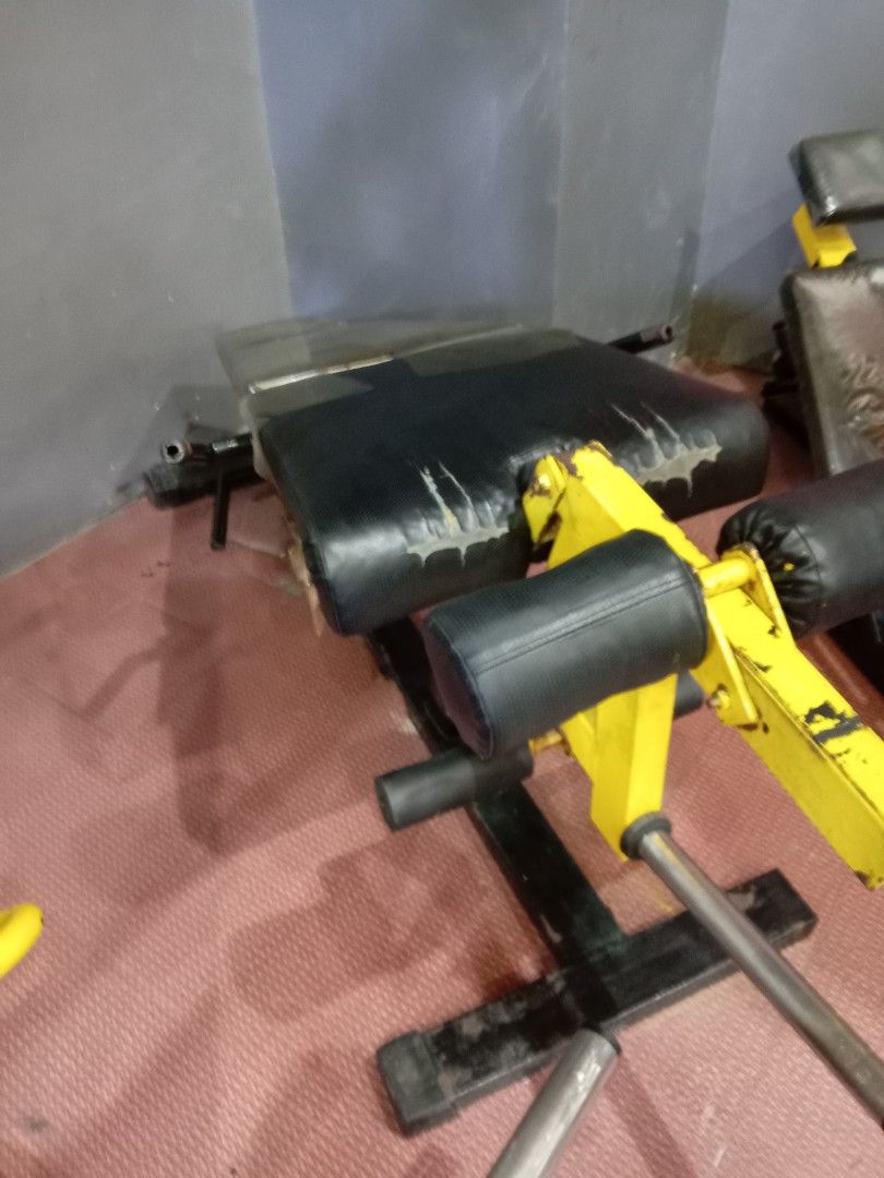 Gym Equipment declut olympic (Category: Weights & Dumbbells) located in Manila. Submitted by adapunmark76703 (Listing ID 1427977597, Image 1). Description: Olympic leg press P21k Leg ext/curl P15k Utility bench 3pcs(flat/shoulder/adjustable) P15 barbell flat bench P14k.