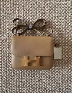 （分類：）位於 。 由 da_luxury_ 提交（商品編號 1427954826，圖片 1）。簡介： 。