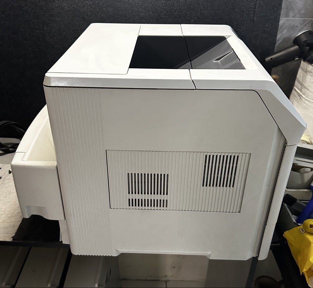 HP LaserJet Enterprise M605 Printer (Category: Printers, Scanners & Copiers) located in Makati City. Submitted by jtechs (Listing ID 1428035666, Image 2). Description: sale hp laserjet enterprise 605 duplex wifi 81x toner cartridge fast heavy duty printer in good condition .