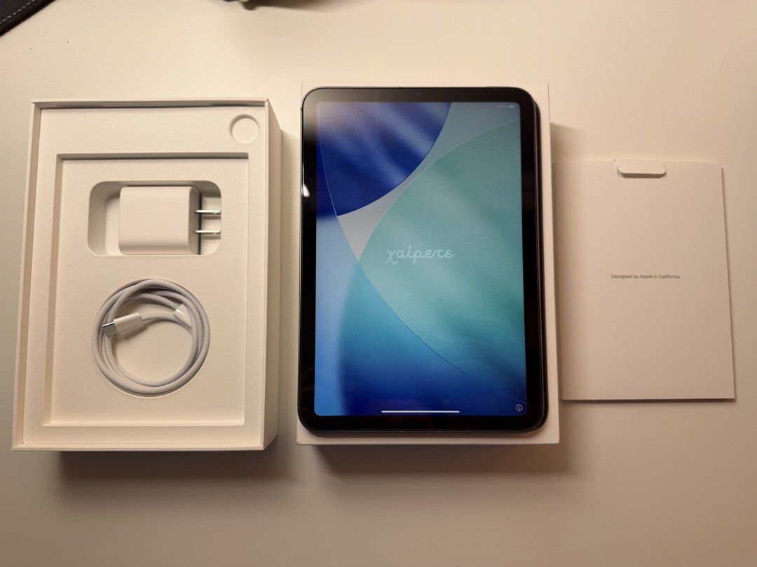iPad mini (A17 Pro) 128GB WiFi + Cellular – Space Gray (Bundle) (Category: iPad) located in San Pedro. Submitted by villench (Listing ID 1428008410, Image 3). Description: 📦 Condition: Excellent (minor cosmetic dent) - iPad mini (A17 Pro) 128GB - WiFi + Cellular (openline, can use SIM/data) - Color: Space Gray - Purchased: January 19, 2025 (delivered January 22, 2025) - Original retail price: ₱49,990 ✅ 100% working ✅ No issues ✅ Reset and ready 