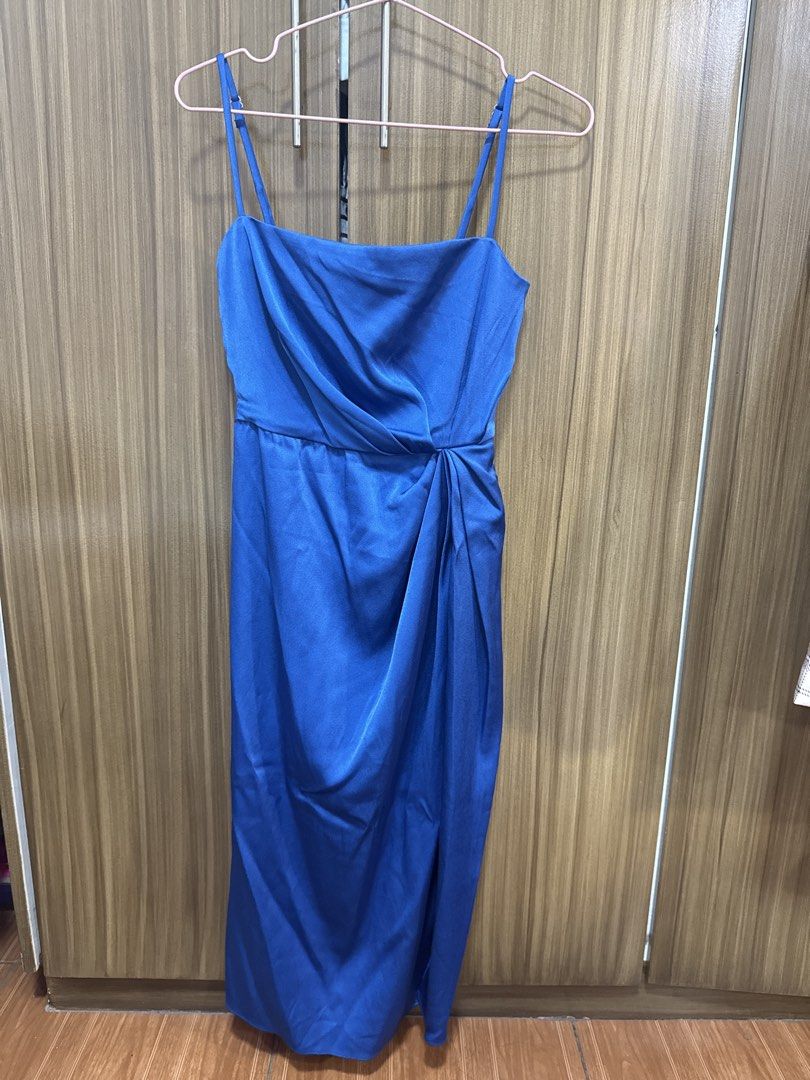 KOOKAI Blue Midi Dress (Category: Dresses) located in Quezon City. Submitted by dropdeadprices (Listing ID 1427940497, Image 2). Description: Fits xsmall to small Lost the belt Australian brand kookai Perfect for occasion wear or for wedding guests.