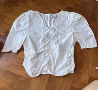 (Category: ) located in . Submitted by cheapcheapclothessss (Listing ID 1428012203, Image 1). Description: .