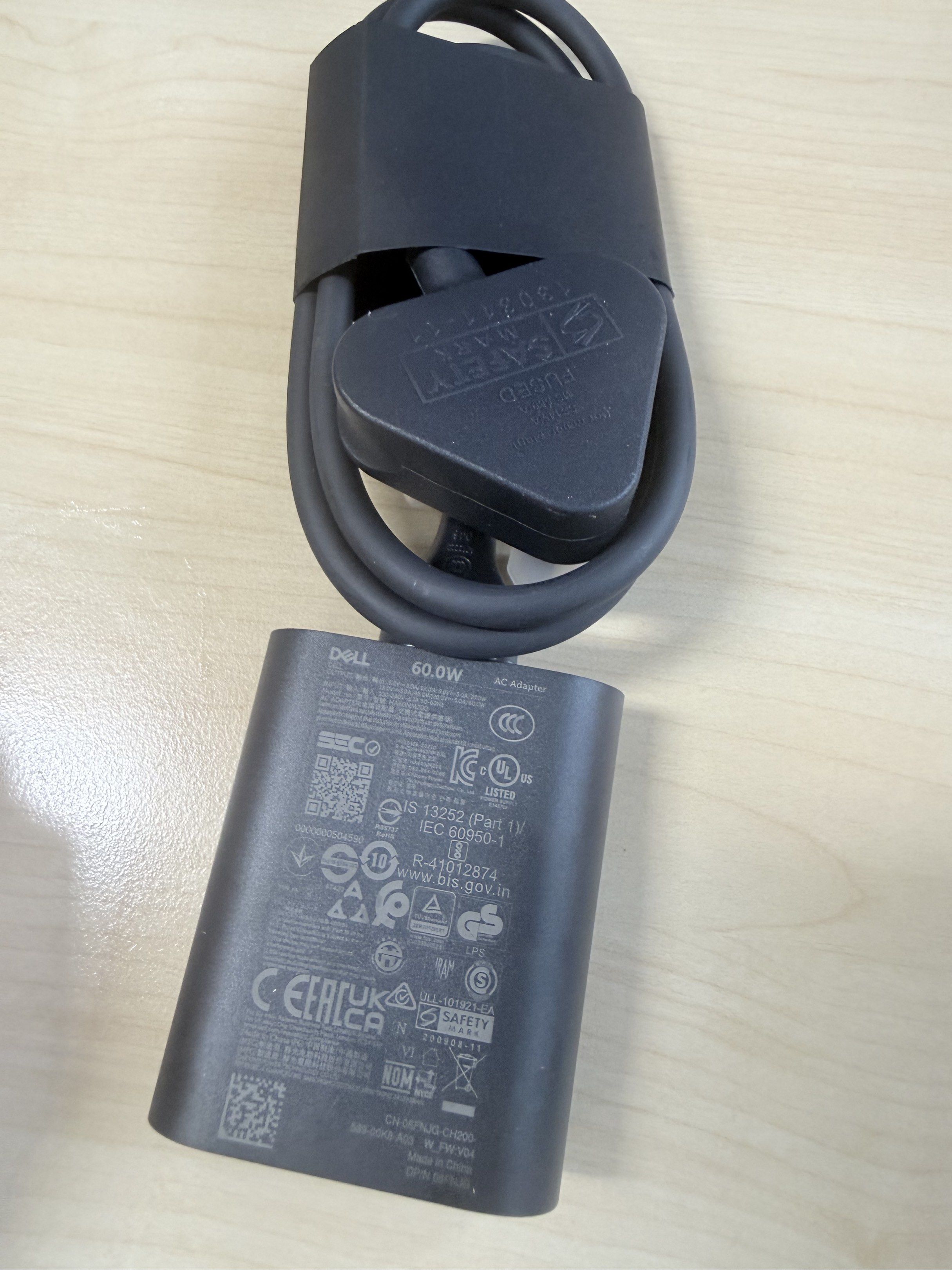 Laptop travel Charger409592637005516802