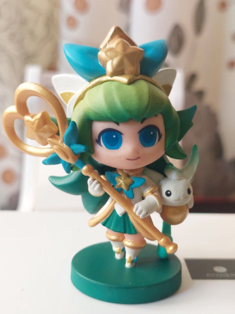 League of Legends Mini Figures (Category: Figurines & Statues) located in Manila. Submitted by anjque (Listing ID 1406873431, Image 3). Description: These are displayed but mostly stored only. Authentic 380 pesos each.