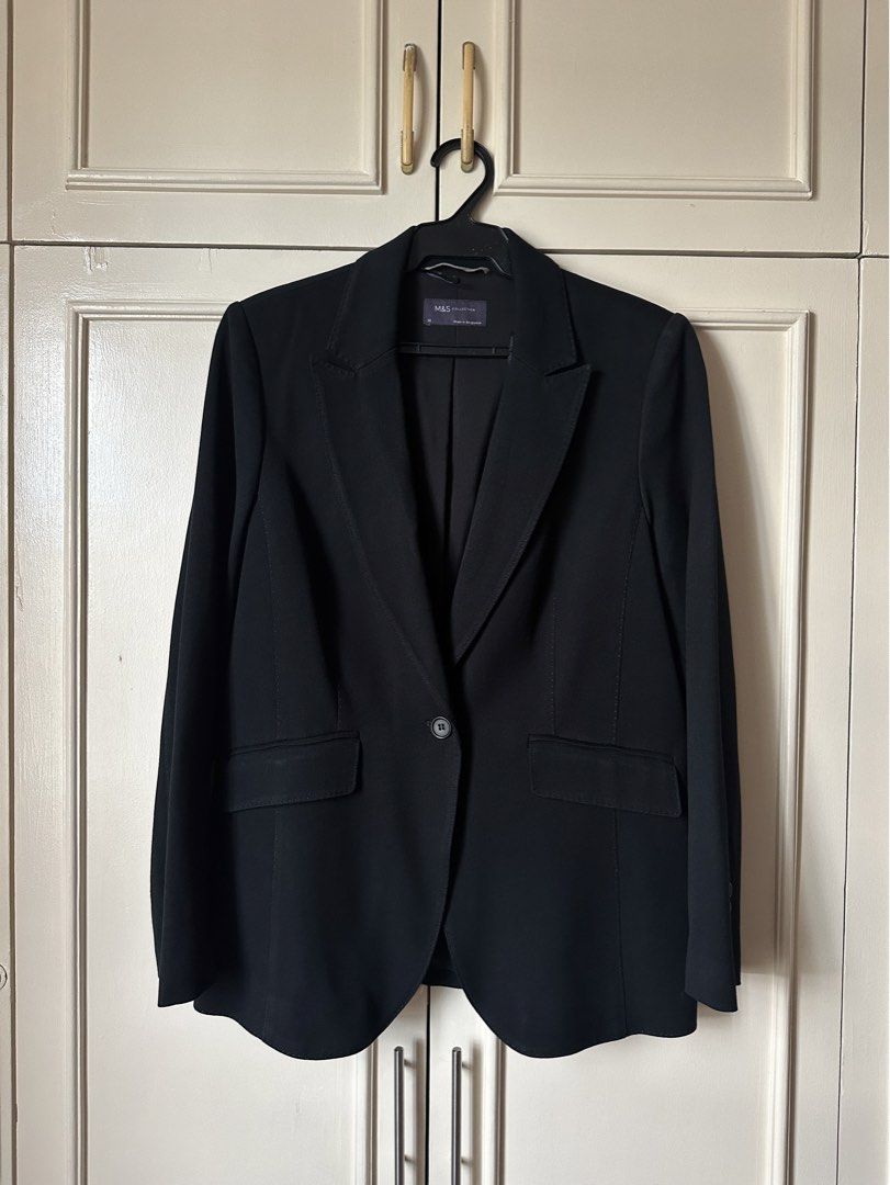 Marks & Spencer Blazer Womens (Category: Coats, Jackets and Outerwear) located in Quezon City. Submitted by adjesuss (Listing ID 1428038838, Image 1). Description: rfs: decluttering MOP: GCash Location: Quezon City (near Ever Commonwealth) L 67 W 44 Sleeve 62 Shoulder 40.