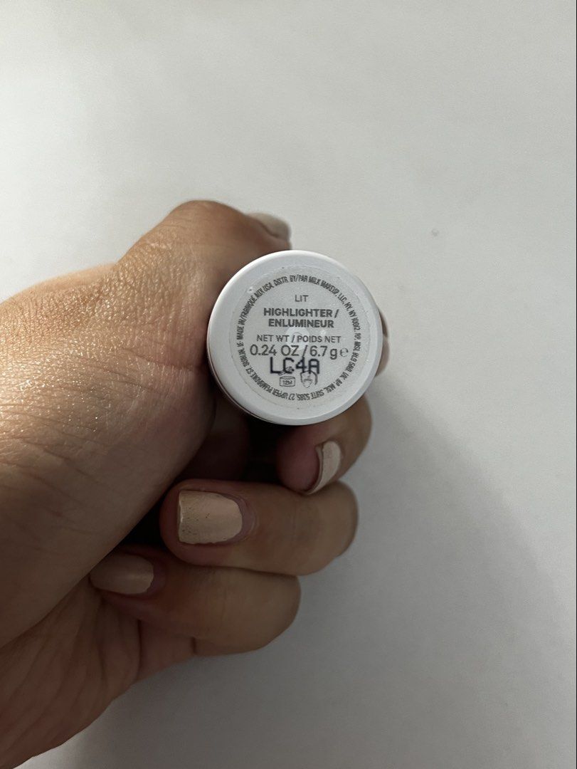Milk Makeup Lit Highlighter (Category: Makeup) located in Quezon City. Submitted by sunday.closet (Listing ID 1428014059, Image 3). Description: - just swatched - bought as part of Sephora set so no box - rfs: don’t use highlighters send your best offer!.