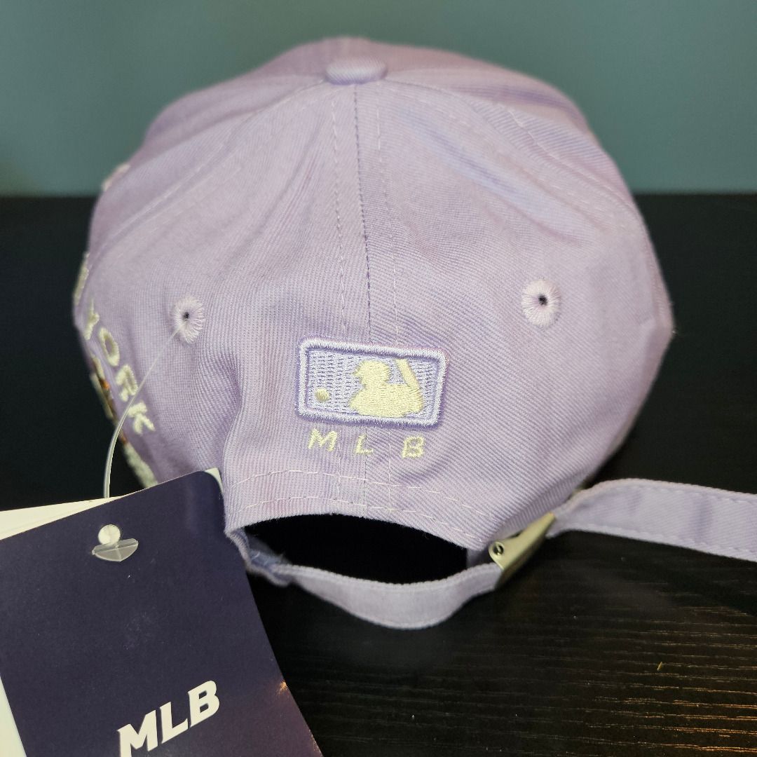 New York Yankess Lavander Hat (Category: Hats & Beanies) located in Santa Rosa. Submitted by mcaps26 (Listing ID 1428017120, Image 3). Description: Yankees Cap -Adjustable strapback -with hangtag Discounts for purchases of 3 or more caps. Drop a message for inquiries. .