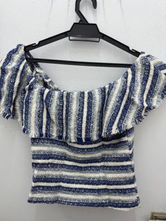 (Category: ) located in . Submitted by lc_preloved91 (Listing ID 1428069347, Image 1). Description: .