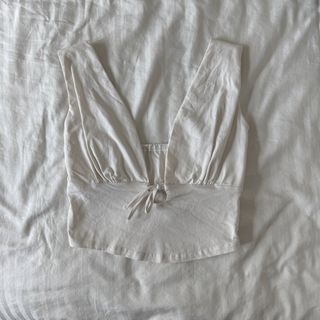 (Category: ) located in . Submitted by white.tulips (Listing ID 1428052614, Image 1). Description: .