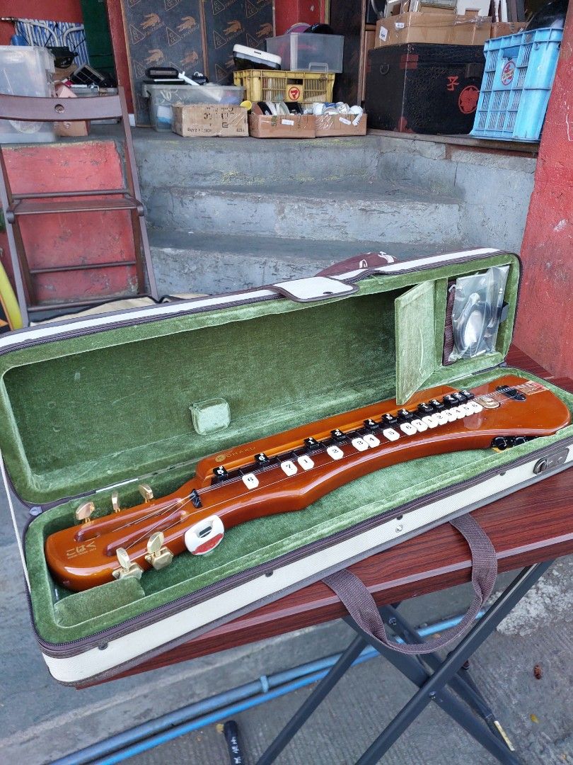 Ohaku Shamisen with Case (Category: Musical Instruments) located in Quezon City. Submitted by jpnvintageonline (Listing ID 1427950171, Image 2). Description: SUZUKI electric Taishogoto KOHAKU Harp koto JAZZ Musical instrument Tested working 3250php .