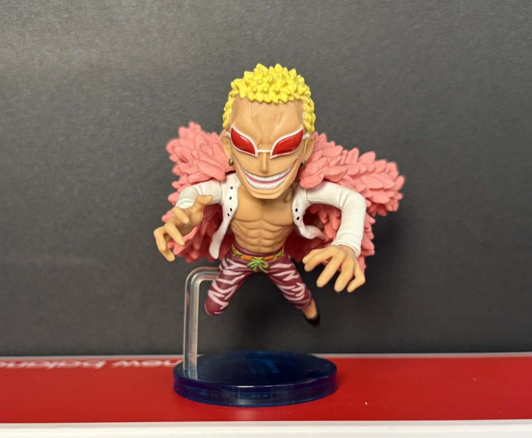 One Piece WCF - Doflamingo Figure - Running 5 (Category: Figurines & Statues) located in Villasis. Submitted by lightsavor (Listing ID 1428009755, Image 2). Description: Shipping available via LBC or J&T.