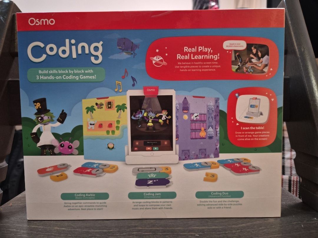 Osmo Coding Starter Kit （分類：益智學習玩具）位於 Hong Kong。 由 fatgiraffe 提交（商品編號 1427920980，圖片 2）。簡介： Osmo Coding Starter Kit transforms your tablet into hands-on coding adventures. It includes 3 games designed for children aged 5-10. The kit helps children learn the basics of coding, including sequencing, loops, and problem-solving. It features hands-on coding games to build skills block by block.。