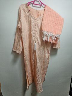 (Category: ) located in . Submitted by fashionborrowers (Listing ID 1428069236, Image 1). Description: .